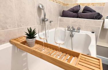 2-Bed, Sleeps 5, 2 Bath, Parking, WiFi - Foto 7