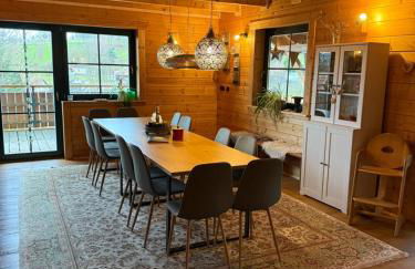 Blockbohlen HolzHaus mit Sauna, Outdoor Jacuzzi und BadeTeich - Foto 66