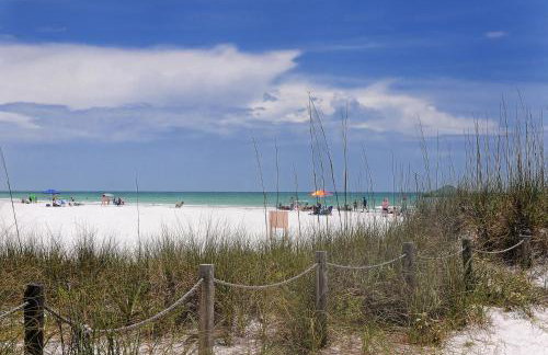 Walk to Beach, Restaurants, Shopping/Hot Tub! - Foto 42