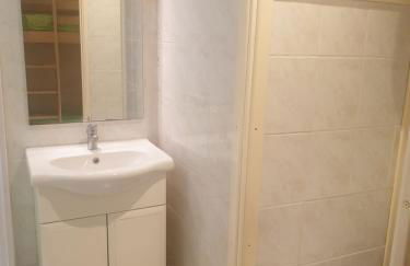 Studio cabine familial, rez de chaussée,piscine et parking privés - Foto 4