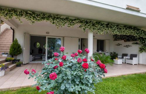 Parco delle Rose - Photo 36