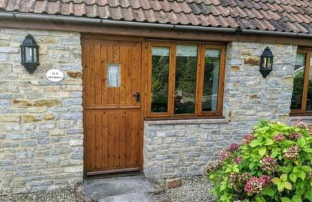 The Burcott Inn Cottages - Photo 1