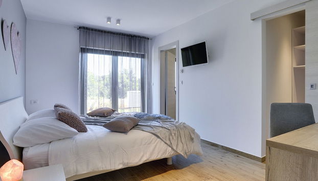 Comfortable, Stylish, Detached Villa With Garden, Private Pool, Near the Beach - Foto 2, Habitación