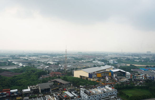 Best Homey Studio at The Oasis Apartment - Photo 25