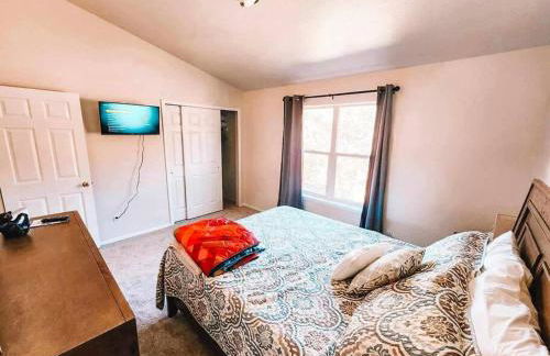 Palmer Lake near AF Academy Pet Friendly King Bed 4 TVs - Foto 6