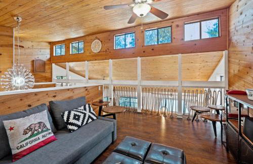 Lakefront, Private dock, ensuite-unit, King bed, Free EV charger, Boat Friendly - Foto 32