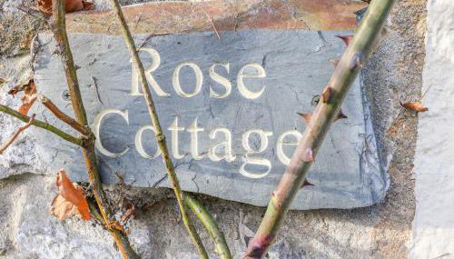 Rose Cottage - Photo 2