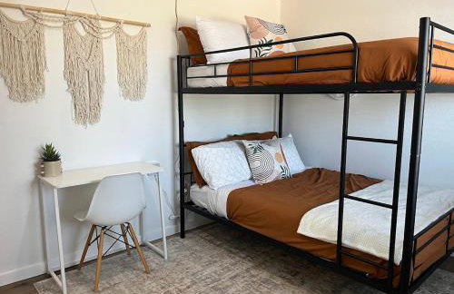 Joshua Tree Poolside Escape! - Foto 15