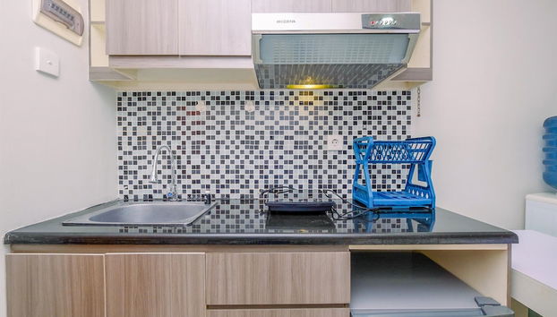 Fully Furnished And Comfy Studio At Taman Melati Margonda Apartment - Foto 4, Cocina privada