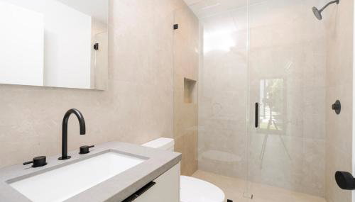 Modern Poolside Paradise - Foto 5