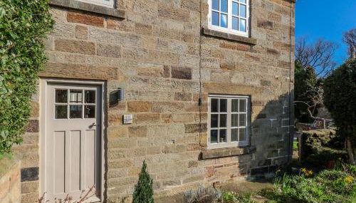 Holly Cottage - Photo 3