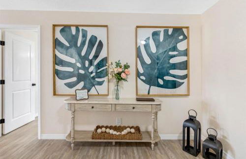 Brand New Saltwater Pool! - Waterfront Canal - Luxury Home - Foto 12