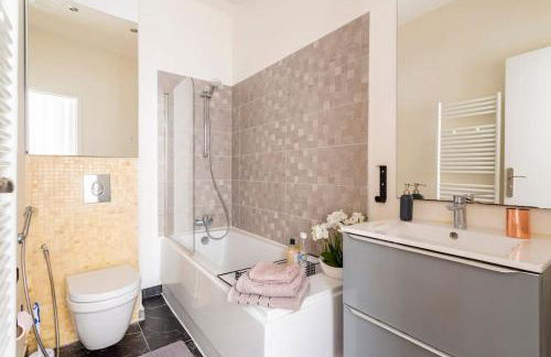 Luxury Ensuite Room at Gates of Paris - Foto 16