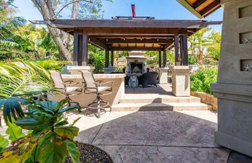 Resort style back yard heated pool and spa - Foto 58