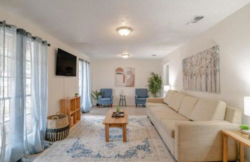 Parkhill Place- Mins from University of South AL - Foto 3