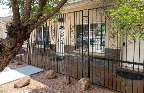 Big Family, Close to All, duplex A and B Downtown UTEP Hospitals - Foto 26