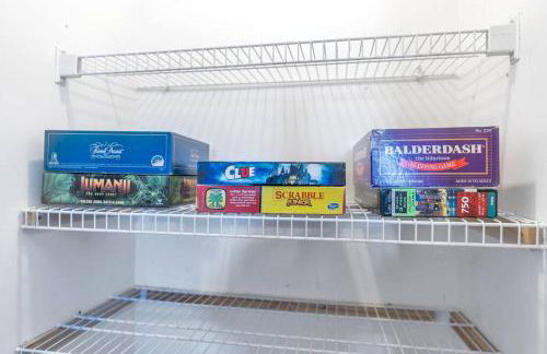 *NEW* Beautiful 3 floor Townhome with Sauna - Foto 42