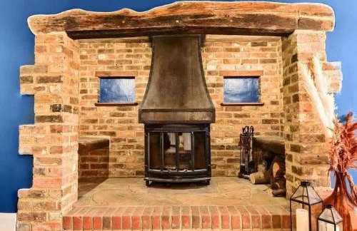 Country Manor Pool & Spa Games Room Cinema - Photo 9