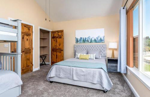 Mountain Elegance w/ pool, spa, projector - Foto 43