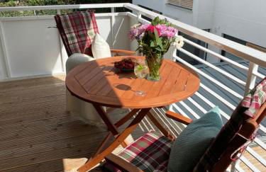 Modernes Apartment am Hafen mit Seeblick - Photo 20