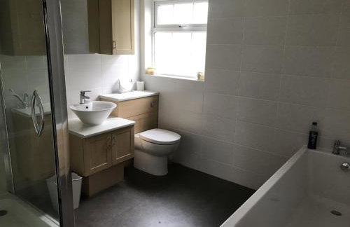 BRAUNTON WHITE HOUSE 4 Bedrooms - Foto 34