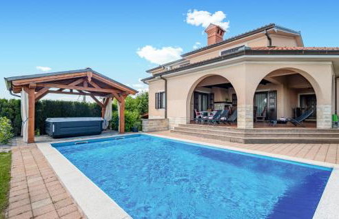 Amazing Home In Marcelji With Wifi - Foto 2