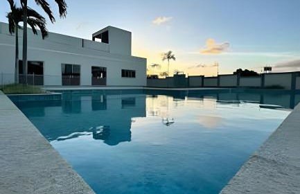 Apartamento na praia, 2 quartos e área de lazer - Foto 23