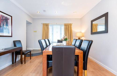 NEW Four Bedroom House - all rooms ensuite - Photo 15