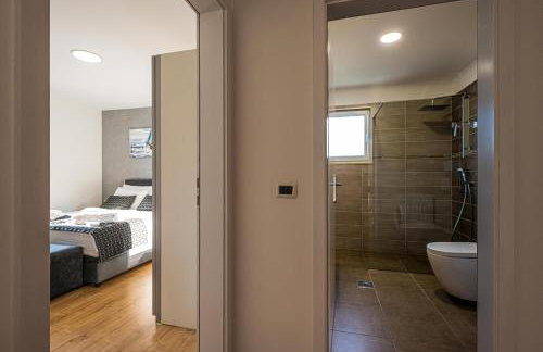 Villa Beauty with heated pool and jacuzzi - Photo 39