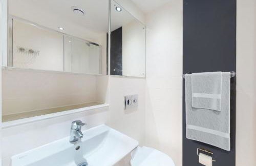 For Students Only Canvas Manchester - Foto 83