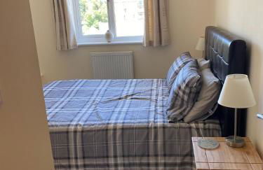 2BR 2 Bath Riverside Penthouse 2 Parking View Near St Neots - Foto 22