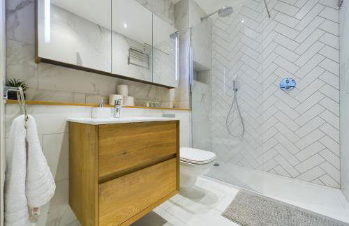 Luxury Stunning 2bedroom city centre - Foto 15