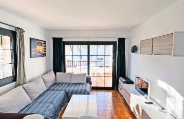 Apartamento en la Escala con piscina y parking - Foto 1