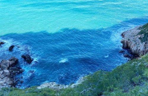 Apartamento en primera línea de playa con piscina y garaje gratuito - Foto 61