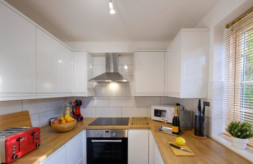 Riverwalk Apartment One - Photo 33