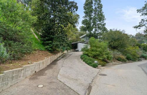 2 Level Hollywood Hills Home with First Floor Pool and Garden by Colby and Conrad - Foto 38
