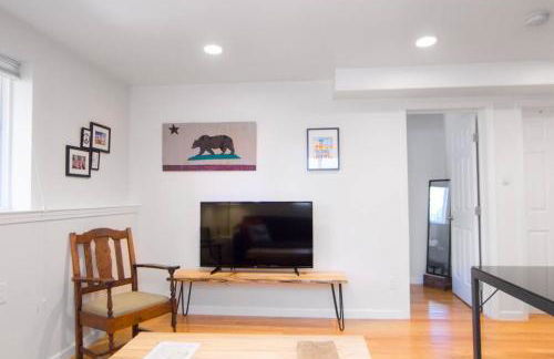 1br in quaint area, subway 12 mins to downtown, free EVcharge - Foto 26