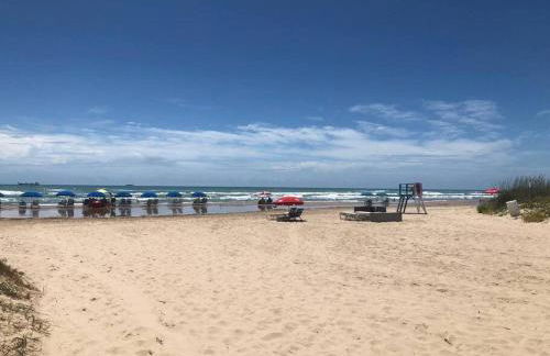 Lovely 2 Bed 2 Bath 2nd Floor Condo By Beach - Foto 3