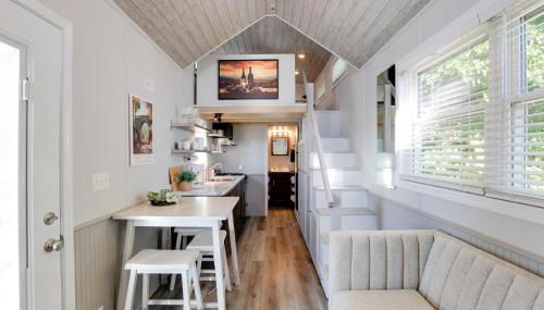 The Merlot Bungalow Defiance Tiny Home on Trail - Foto 1