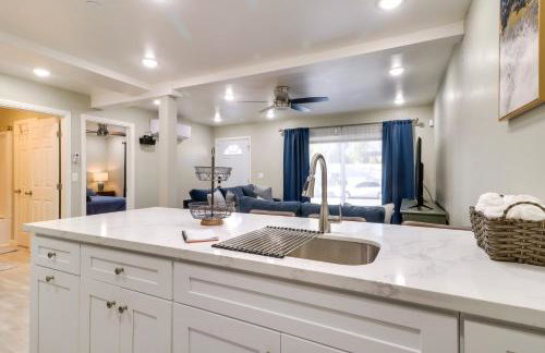 Fast WiFi and Free Parking Cozy Fontana Apartment - Photo 12