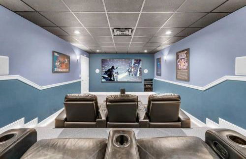 Lush Palace Has Power and Water, MTR Options - Foto 41