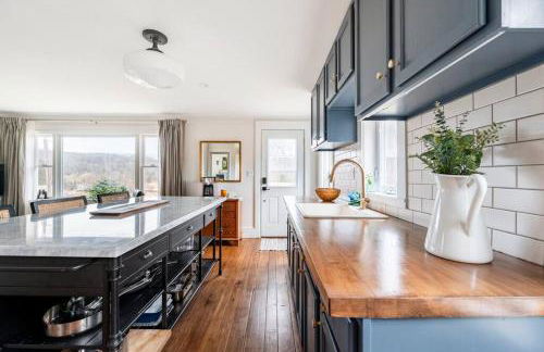 Hillcrest Cottage - Charming Cottage with hot tub and view! - Foto 13