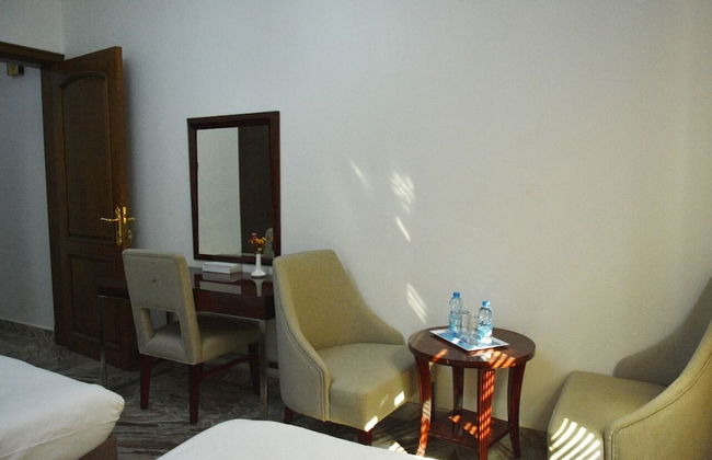 ROYAL SUITE HOTEL APARTMENTS - Photo 7