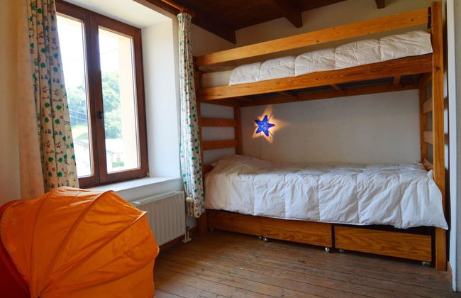 Modern Farmhouse in Chassepierre With Terrace - Photo 9