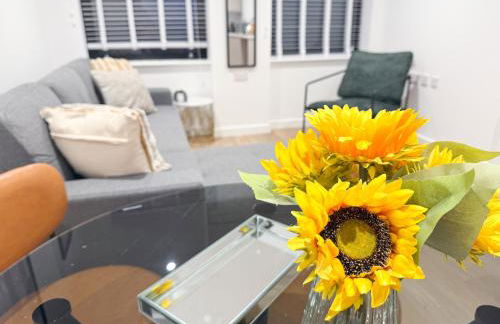 Spacious Modern 1 Bed Apartments in St Neots - Perfect for Contractors & Professionals - Free Parking - WiFi - Fully Equipped Kitchen - Smart TV Ideal for Work Stays and Long Projects - Foto 20