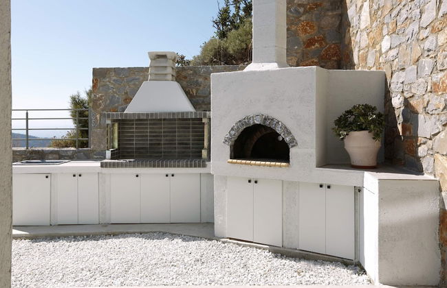 Aires Villa - Photo 24