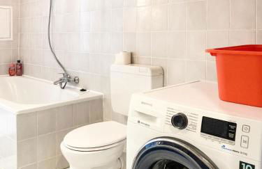 Sunny Renovated Ground-Floor Apartment in Neukölln - Foto 6