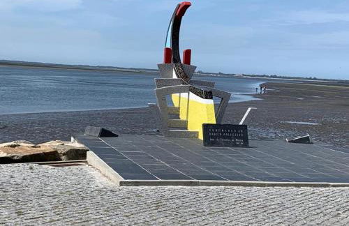 O CANTINHO ENTRE A RIA E O MAR - with hot water pool all year round - Foto 77