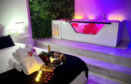 Suite in the City avec JACUZZI PRIVATIF - Hyper Centre - Foto 37