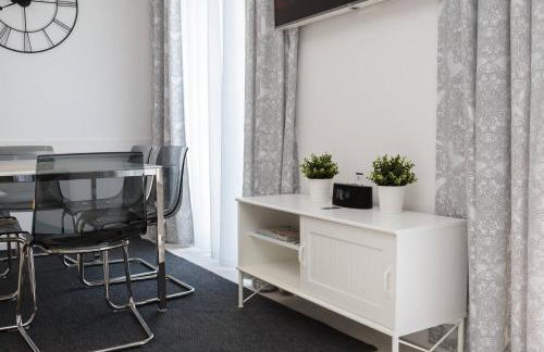 S Luxury Apartments - Photo 43
